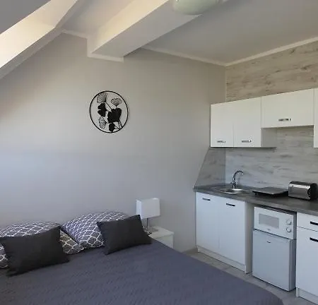 منزل للإقامة Dw Roza Wiatrow دمبكي