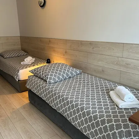 Dw Roza Wiatrow دمبكي